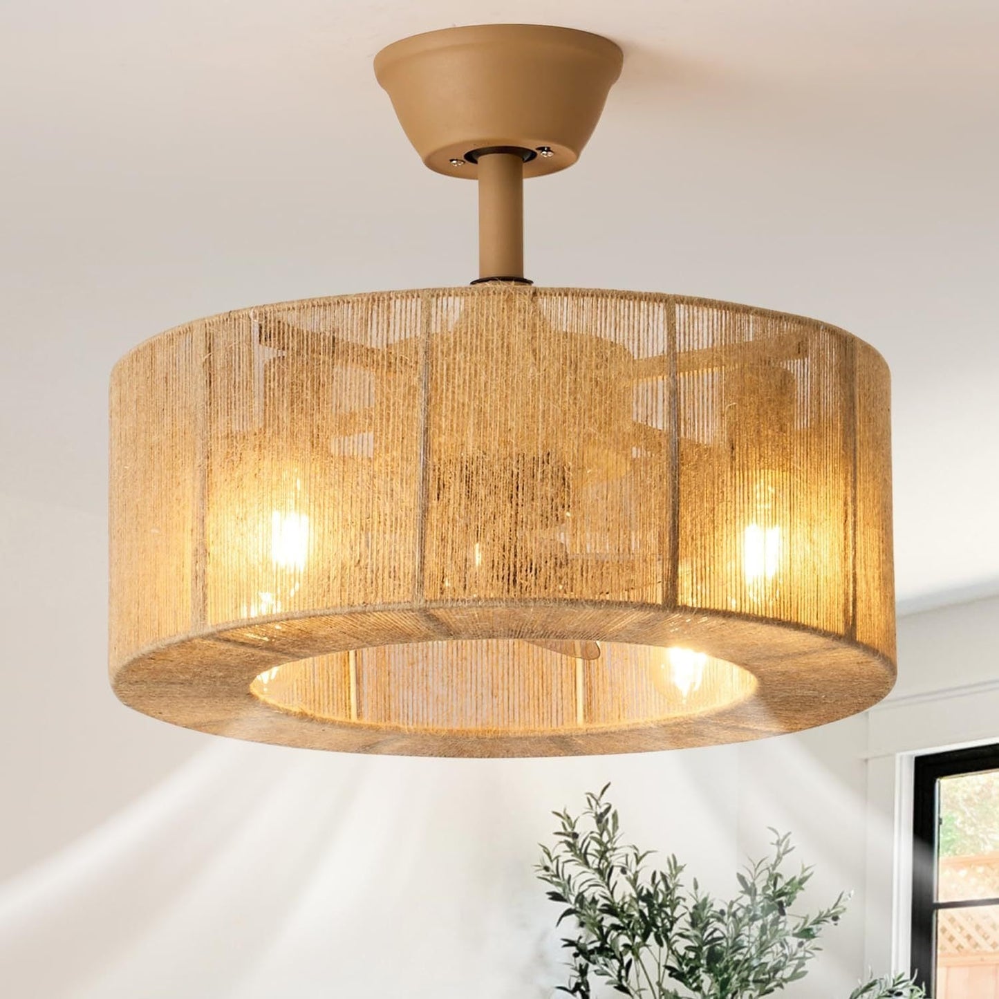 Reina – Retro-Deckenventilator mit Rattan-Lampe