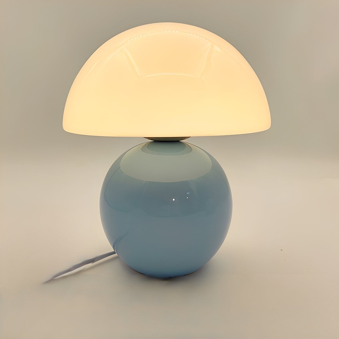 Mira – Nordische Keramik-Tischlampe