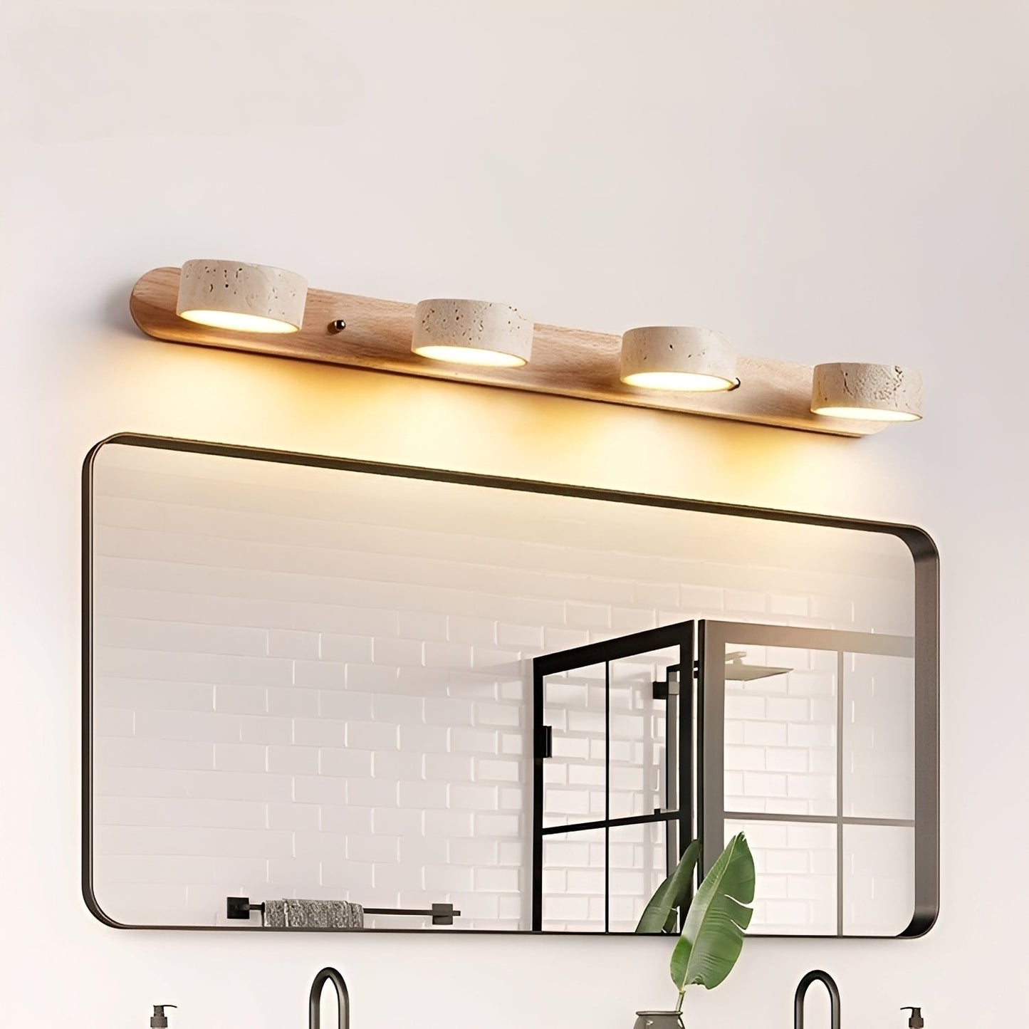 Naomi – LED-Spiegellampe aus Holz & Stein