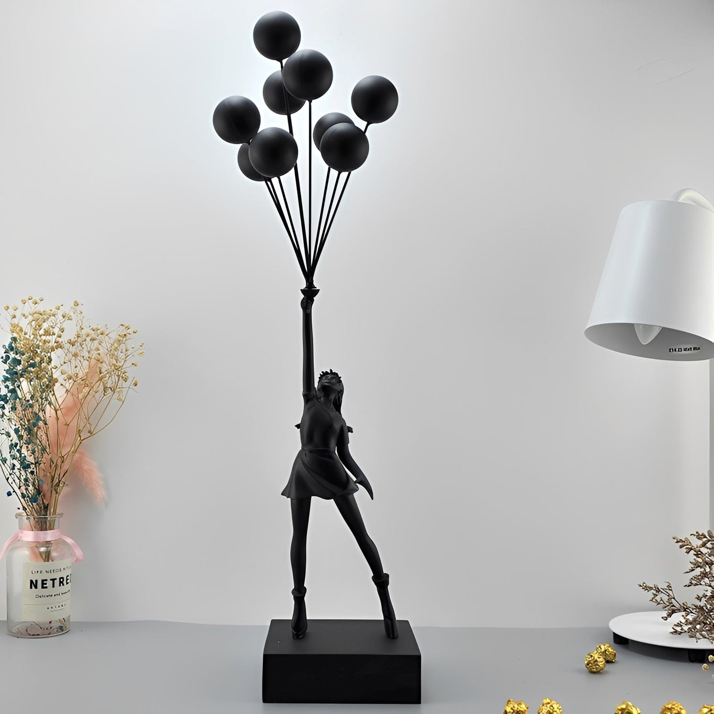 Alora – Schlichte Bubble Girl-Heimdekoration