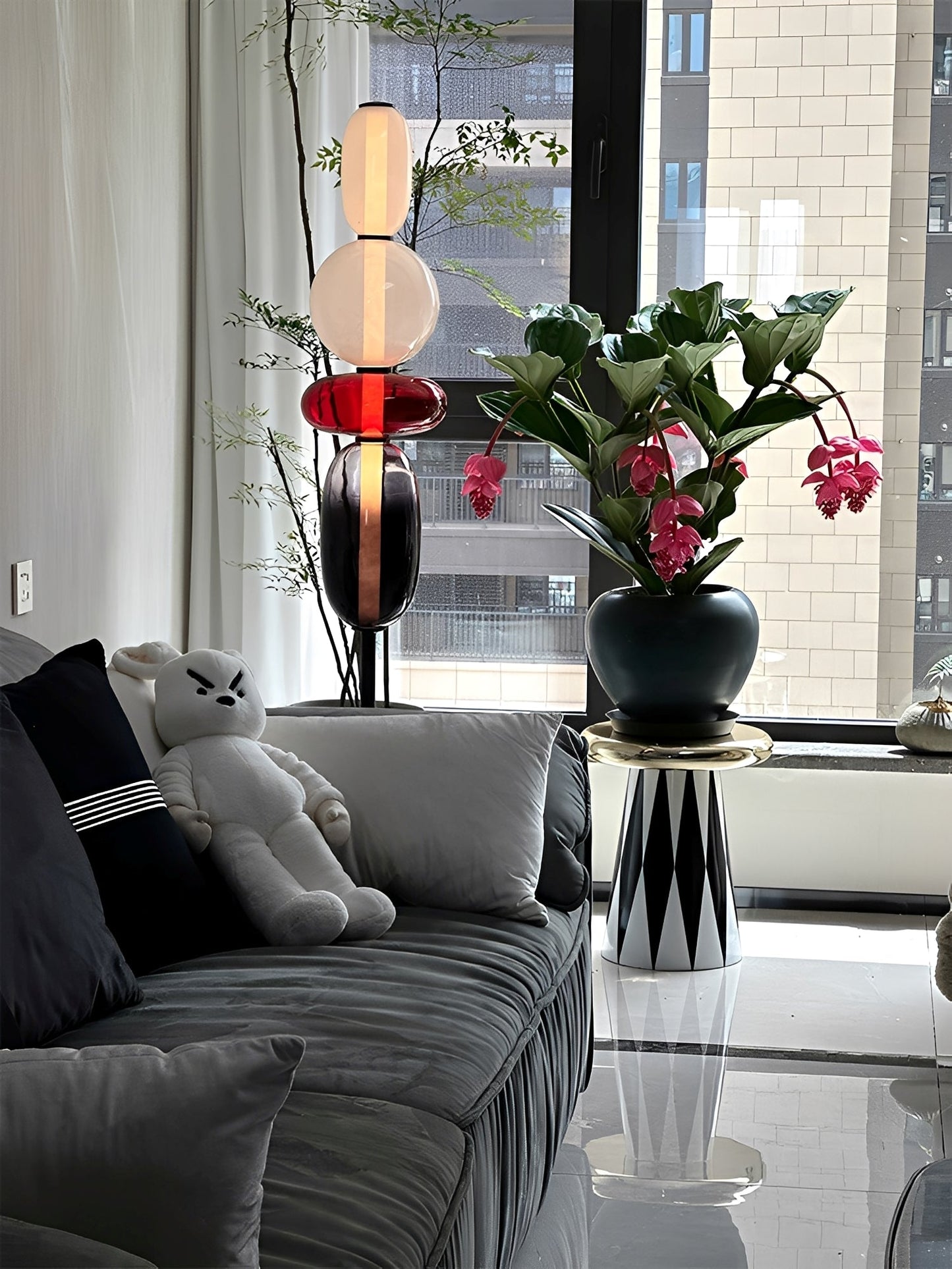 Kizz – Schicke nordische Glas-Stehlampe