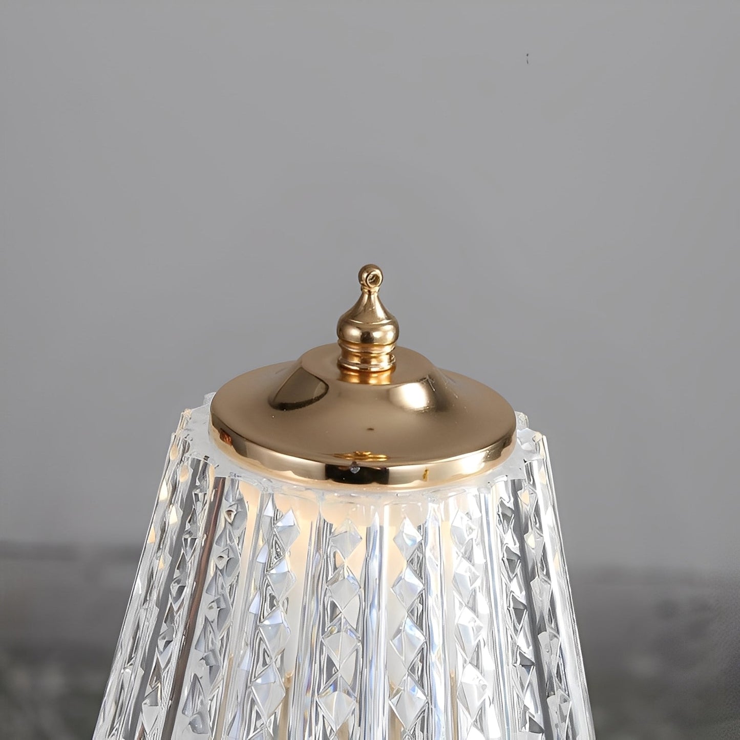 Nolan – Moderne Tischlampe