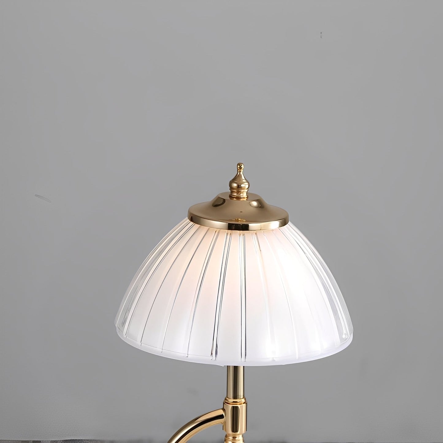 Nolan – Moderne Tischlampe