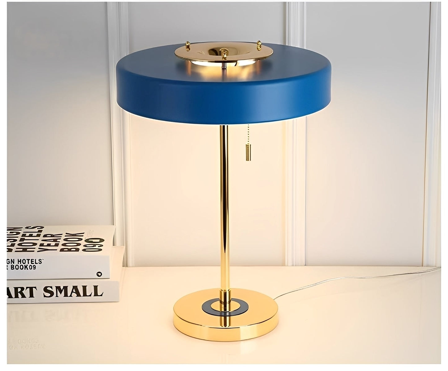 Isla – Moderne Lampe für den Nachttisch