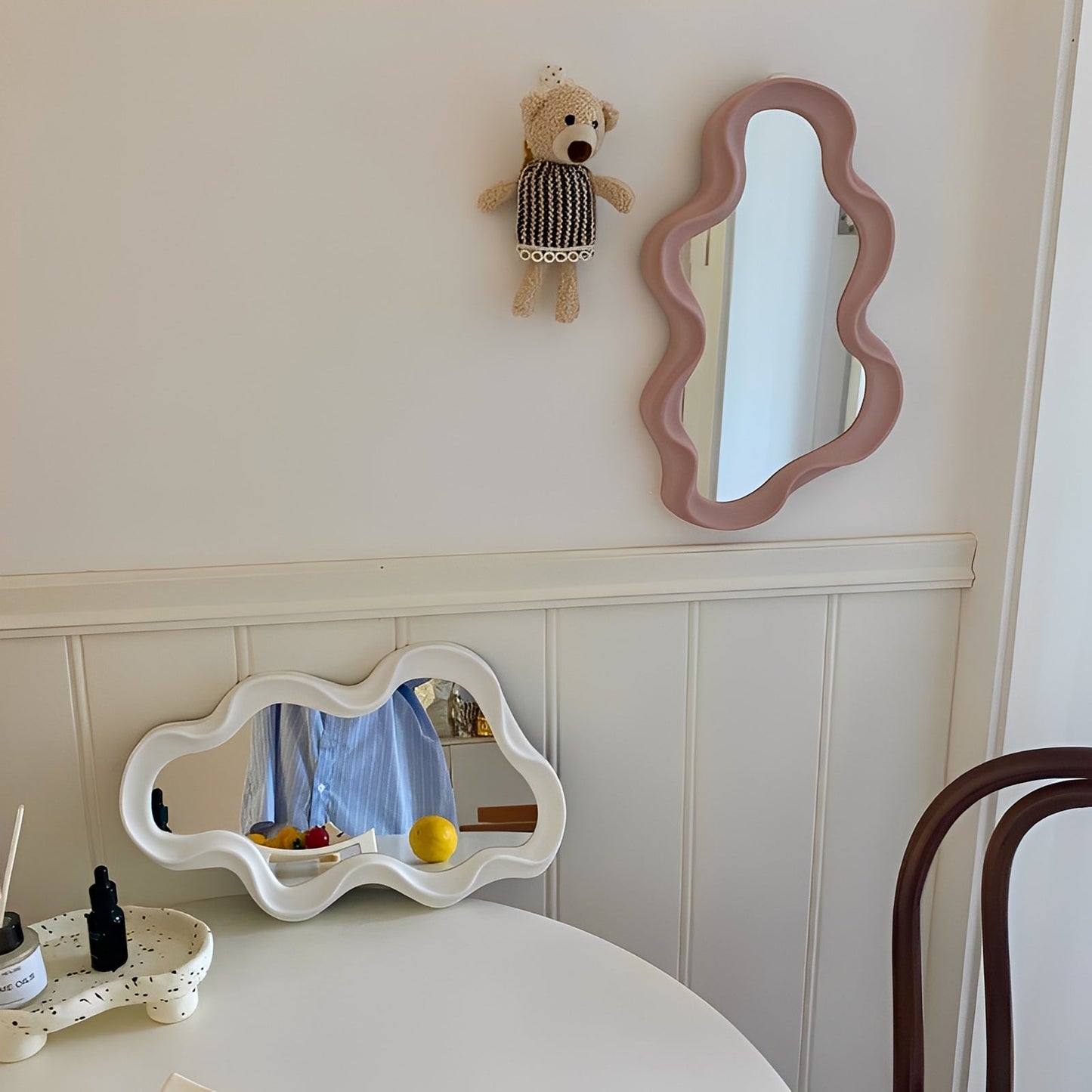 Yoli – Wandspiegel im Wolken-Design