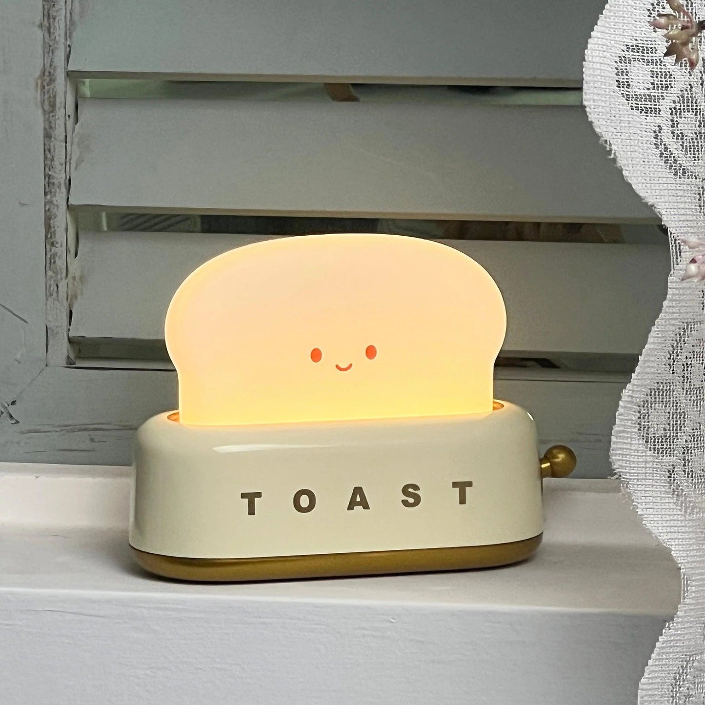 Tosta – Tragbare Lampe im Toaster-Look mit Akku & Dimmer