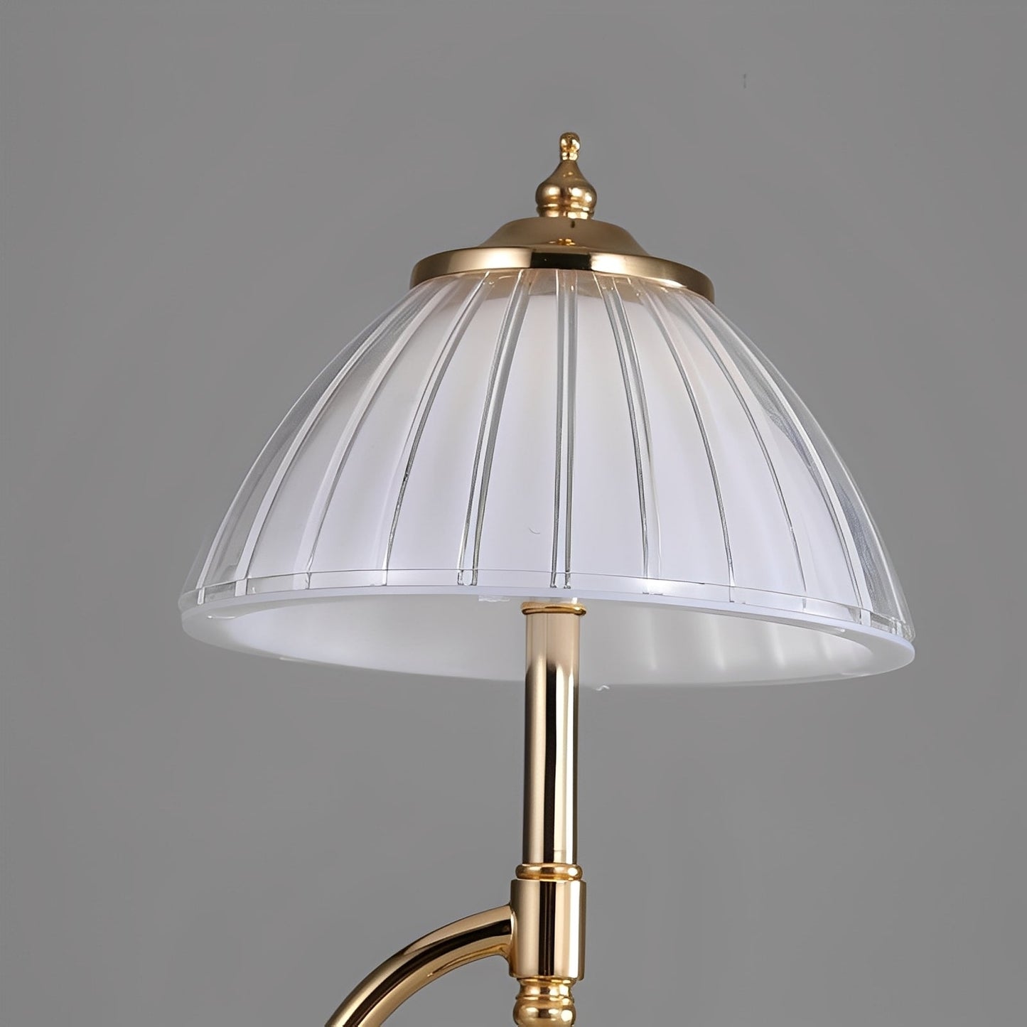 Nolan – Moderne Tischlampe