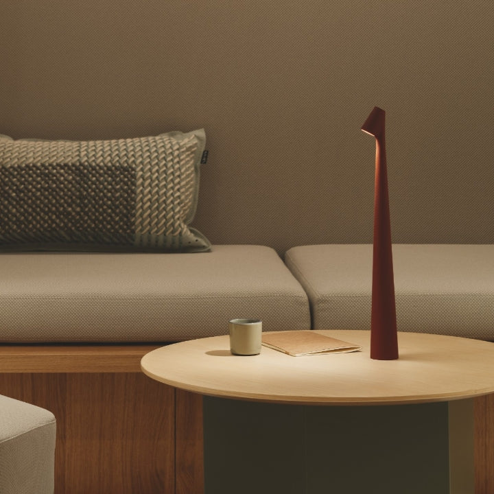 Moderne kleine Tischlampe für Nachttisch