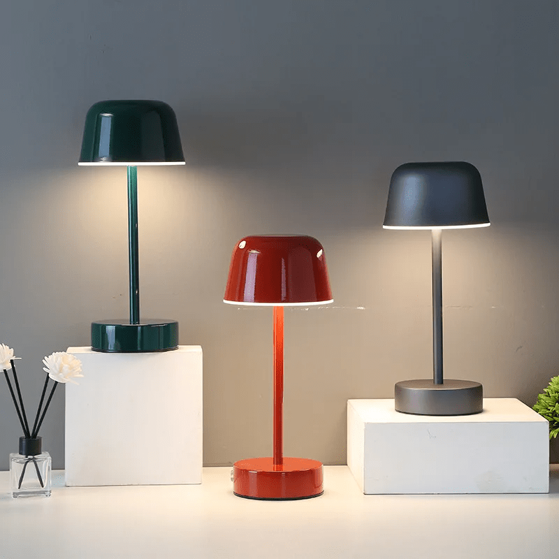 PrismaGlanz – Farbwechselnde LED-Lampe mit pulsierendem Lichtspiel