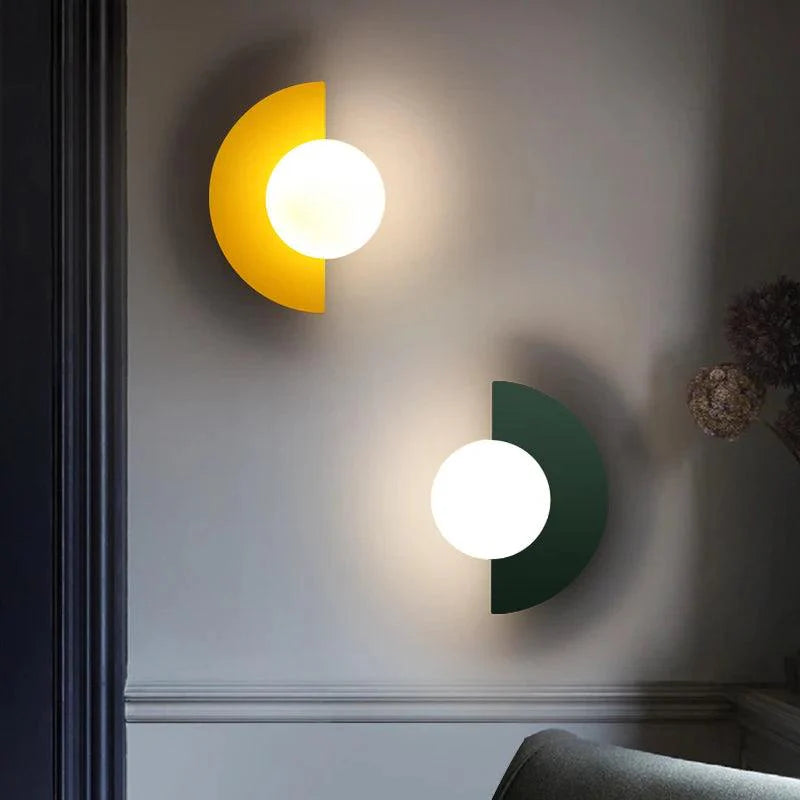 Halbmond-Lampe - Stilvolle Wandleuchte