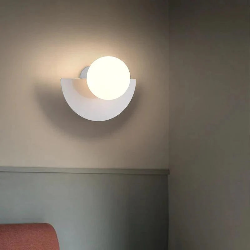 Halbmond-Lampe - Stilvolle Wandleuchte
