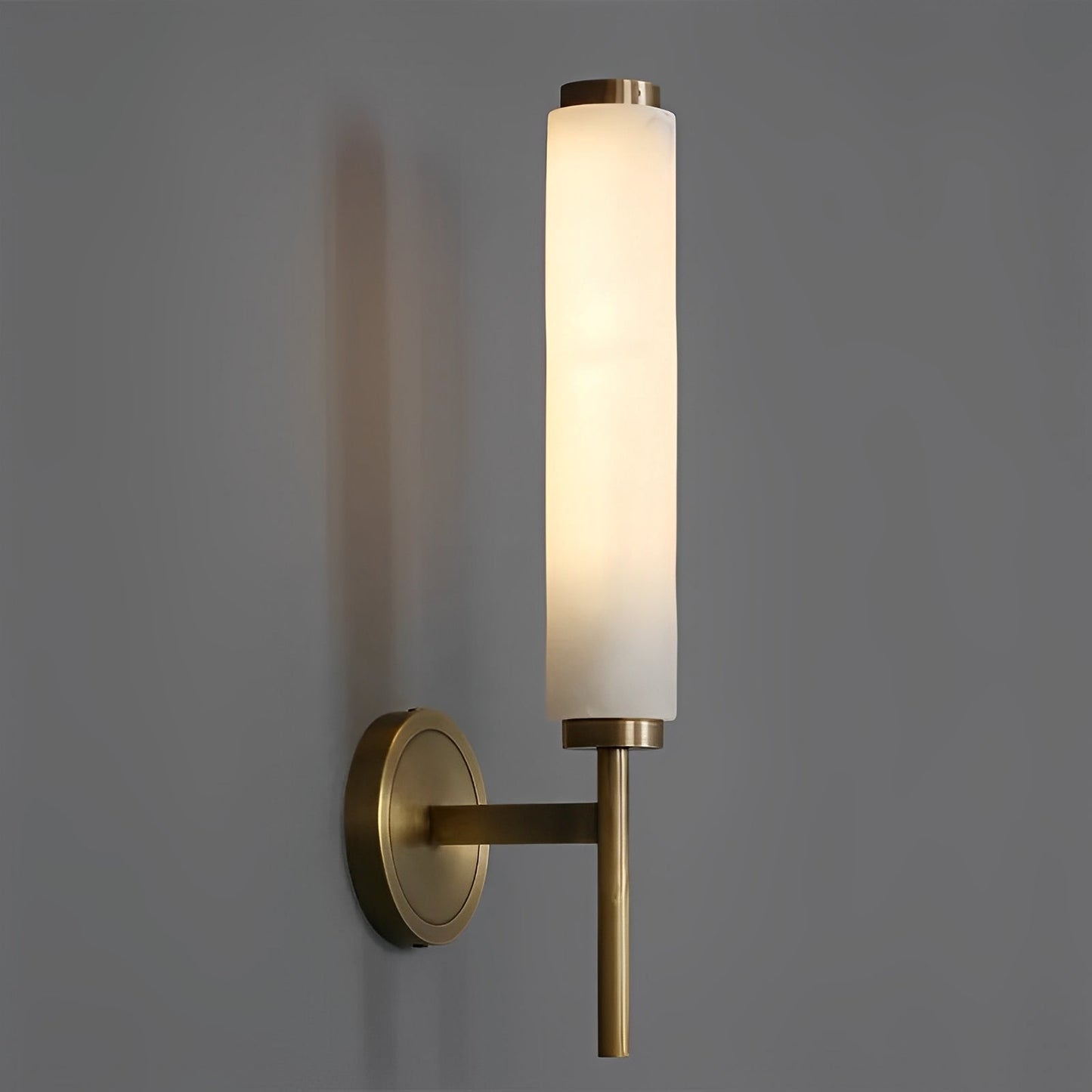 Vivia – Zeitgemäße Wandlampe mit Marmordetails: Stilvolle Eleganz für Ihre Wände
