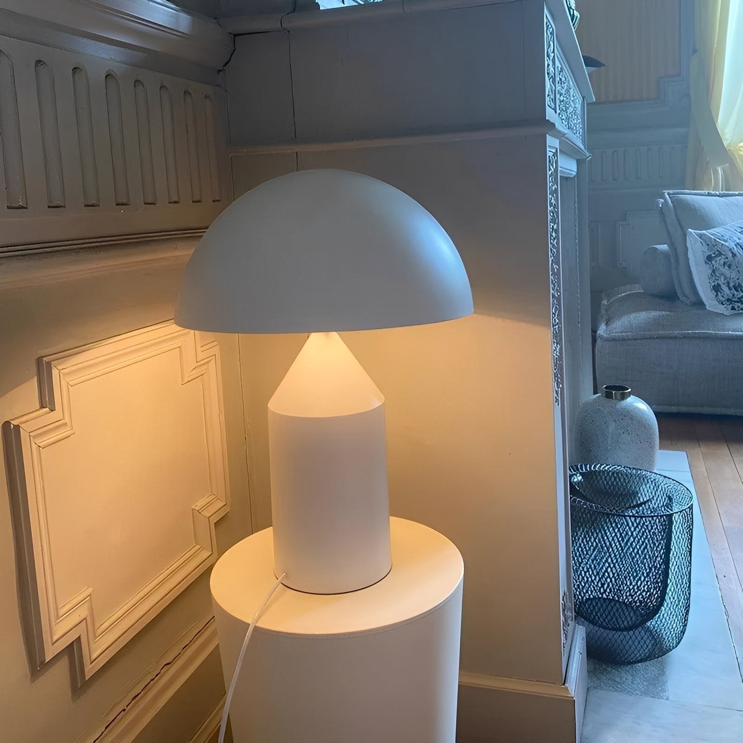 Keiko – Schicke Metall-Tischlampe im Pilzdesign