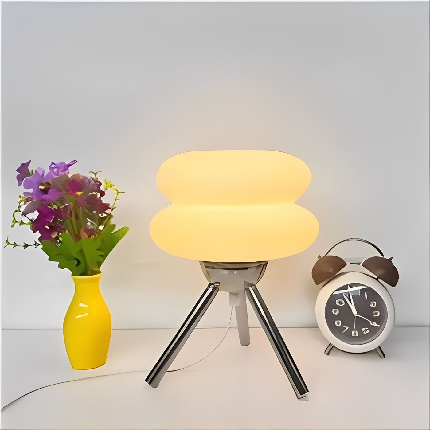 Yaren – Glastischlampe im Burger-Stil