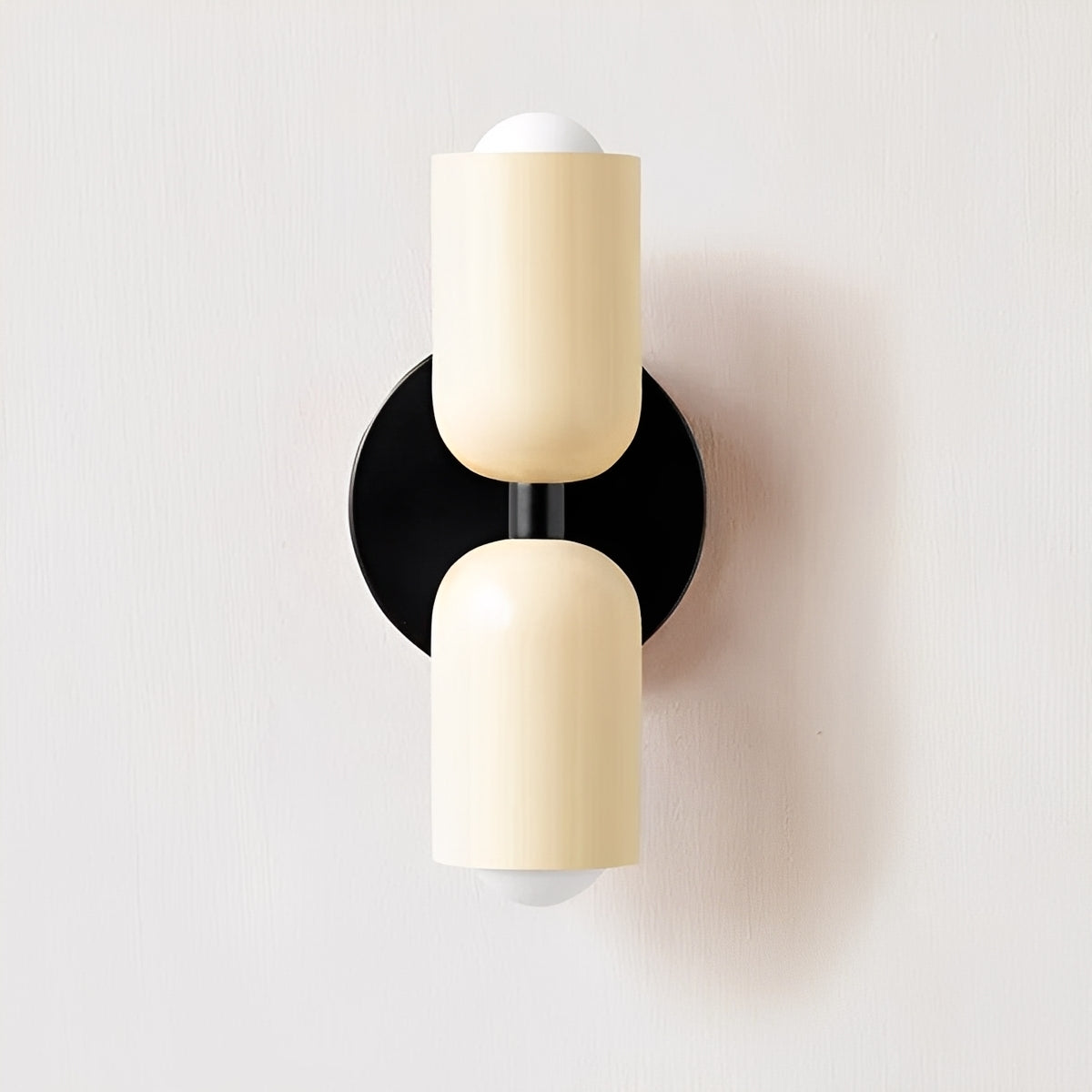 Eloise – Moderne Wandleuchte mit zwei Köpfen