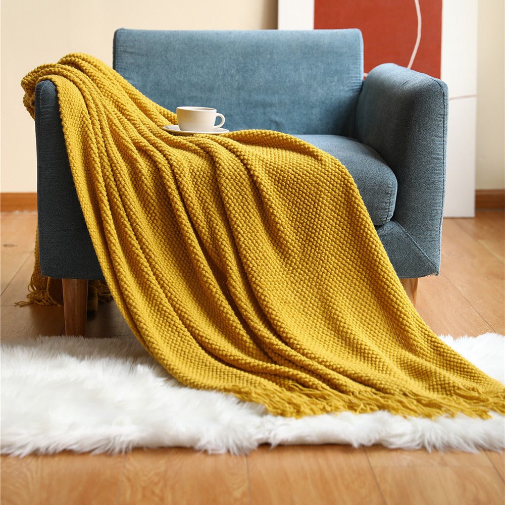 NordStrick – Kuschelige Grobstrickdecke im nordischen Hygge-Stil