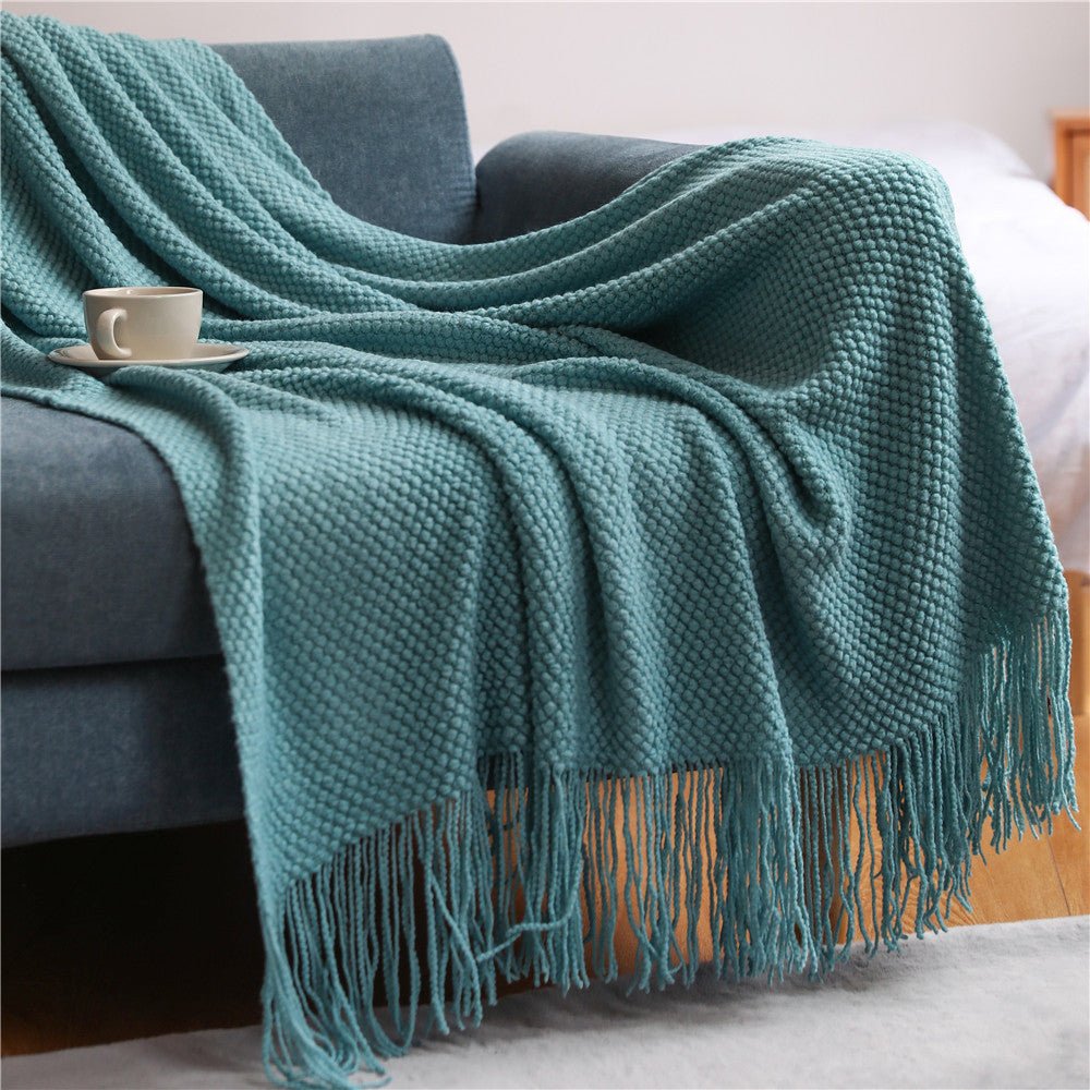 NordStrick – Kuschelige Grobstrickdecke im nordischen Hygge-Stil