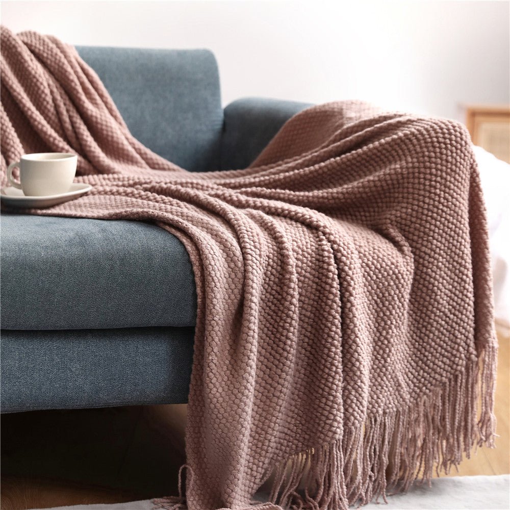 NordStrick – Kuschelige Grobstrickdecke im nordischen Hygge-Stil