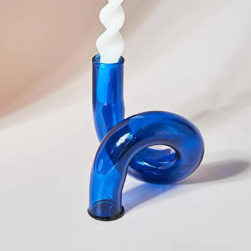 Eleganter Glas-Kerzenhalter – Handgedrehte Tischdeko im Vintage-Stil