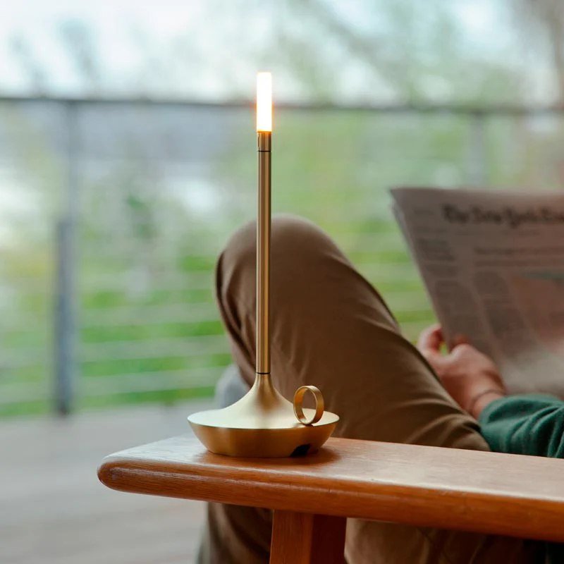 NordLicht – Skandinavischer Kerzenleuchter mit modernem Minimalismus