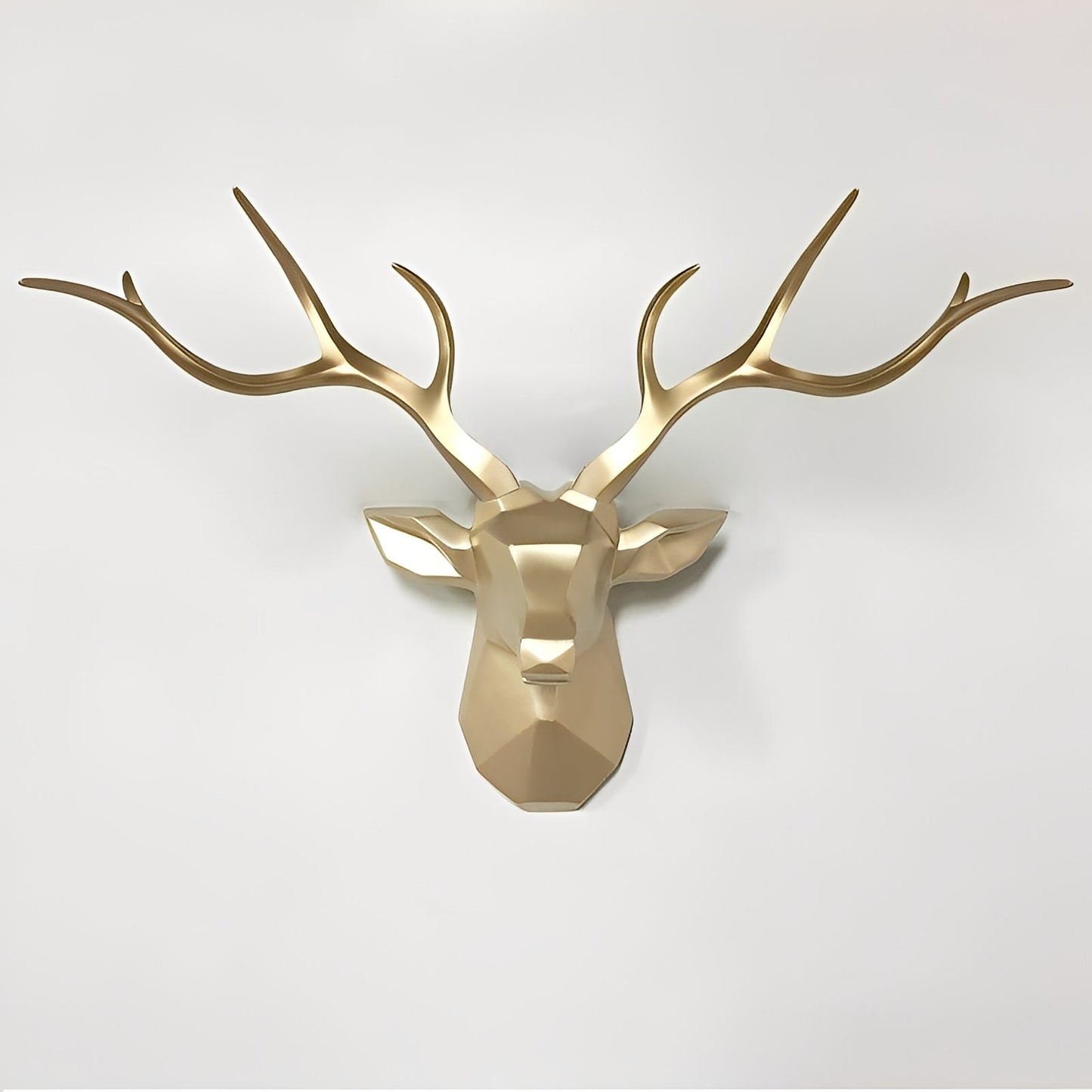 Arlo – Hirschgeweih Wanddekoration aus Kunstharz
