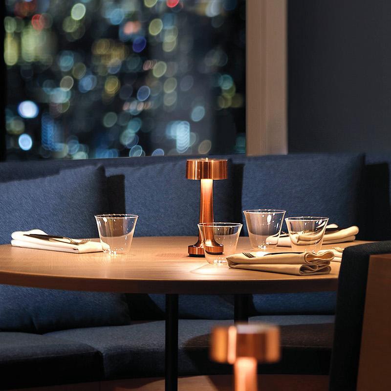 Ayura - Moderne LED-Tischleuchte im Hantel-Design