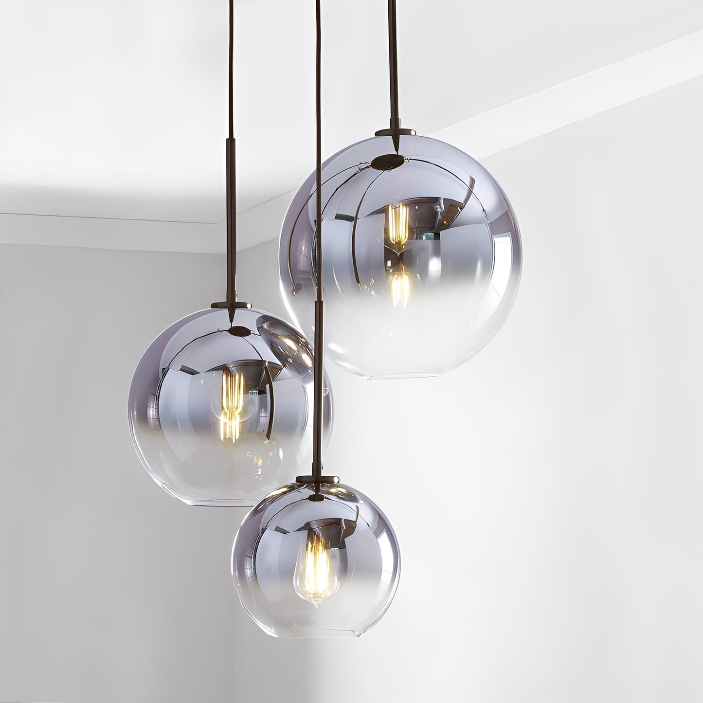 Celia – Einfach gestaltete Glas Pendelleuchte