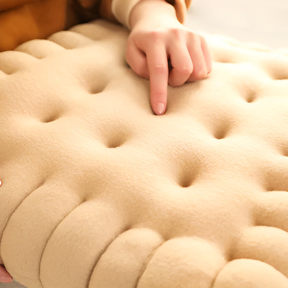CushionCrave – Luxuriöses Keks-Kissen für dein Sofa