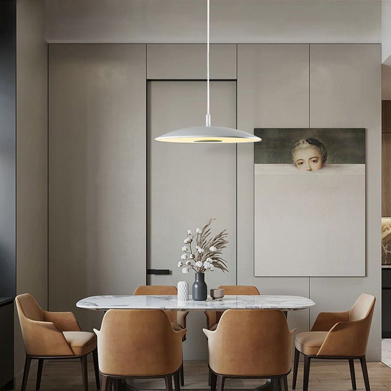 Inari – Deckenleuchte im minimalistischen Bauhaus-Design