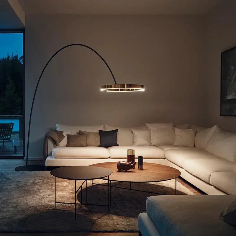 Giulia – Italienische Designer-Bogenleuchte