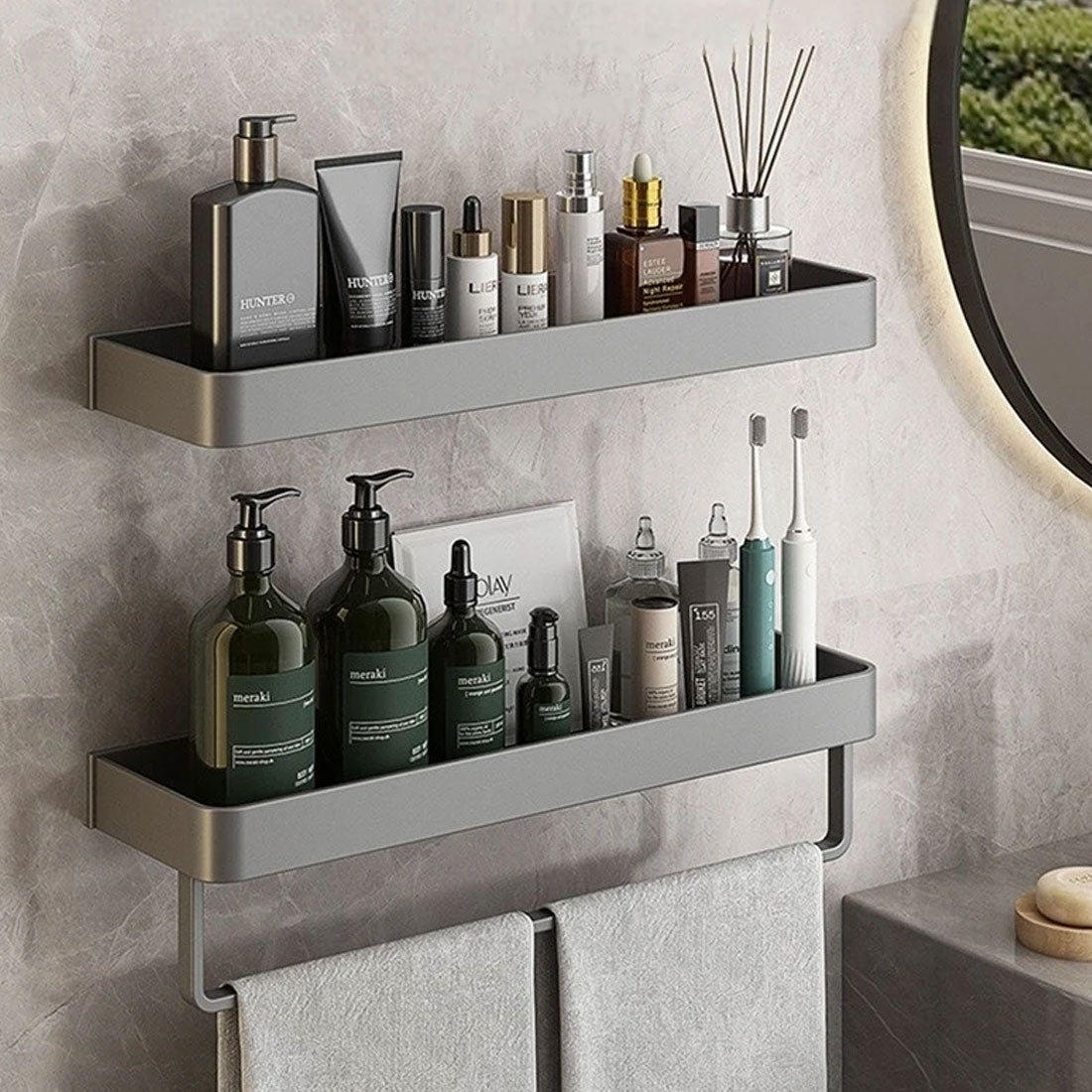 BadeForm – Graue Regal-Lösung mit modernem Design