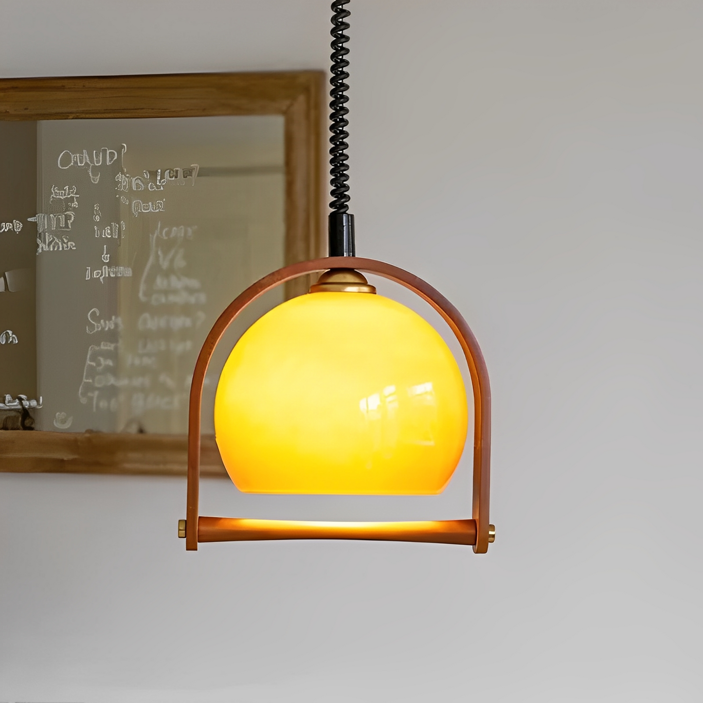 Bauven – Vintage-Hängeleuchte aus Holz und Glas im Bauhausstil