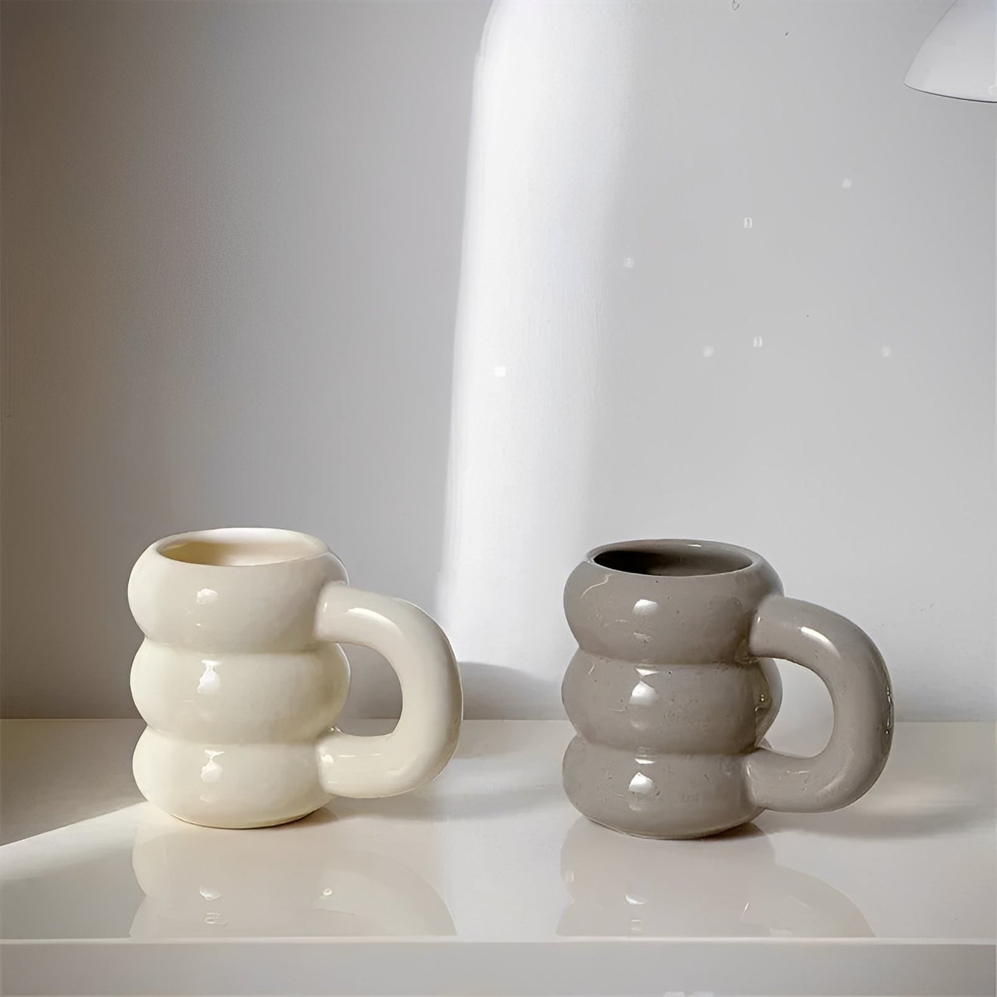 Amélie – Große Keramiktasse im Französischen Stil