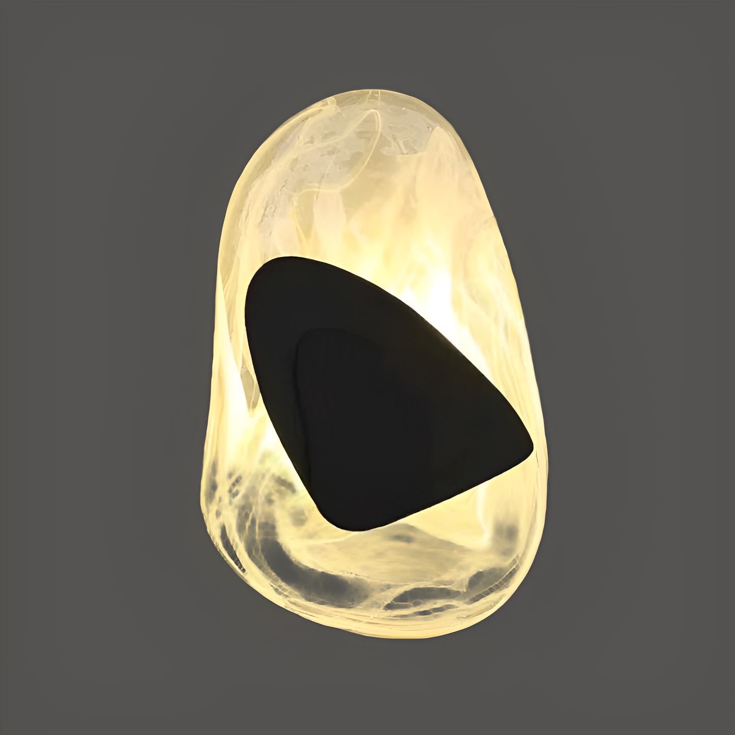 Nila – Moderne LED-Wandlampe aus Glas: Einfache Eleganz mit handgemachtem Design