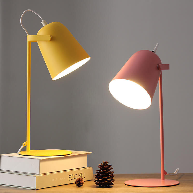 Soren – Nordische LED Tischlampe