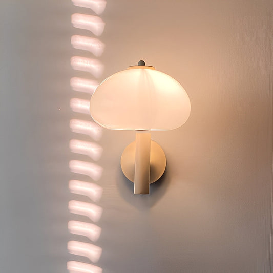 Thea – Vintage Pilz-Wandlampe