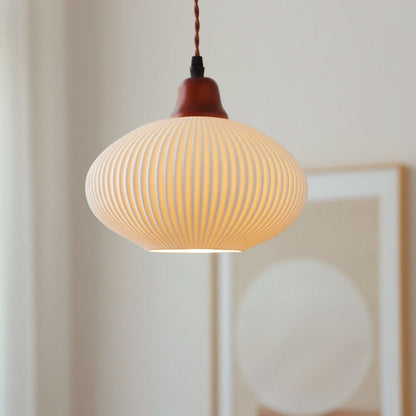 Haru – Rustikale Pendelleuchte aus Holz und Keramik