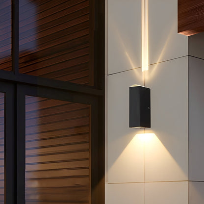 Aeris – LED Außenwandleuchte