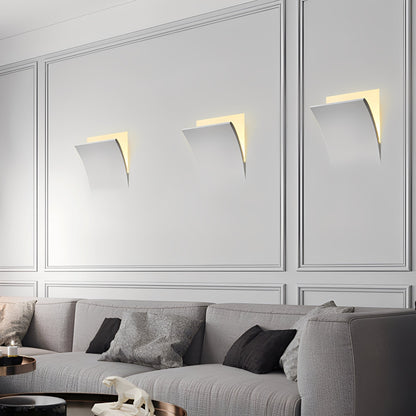 Aria – Moderne integrierte LED-Wandleuchte