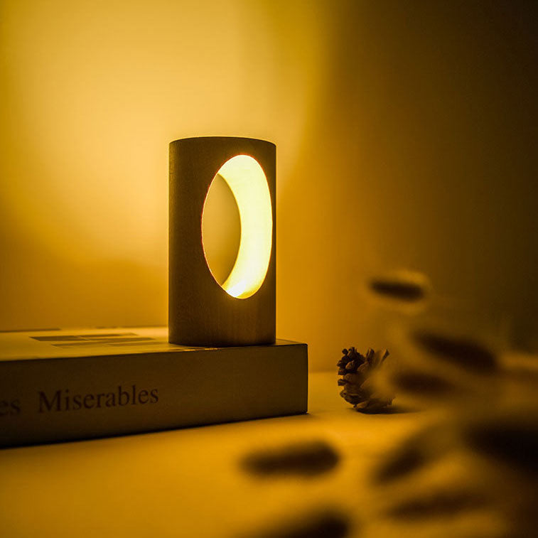 Ren – LED-Lampe zum Lesen aus echtem Holz