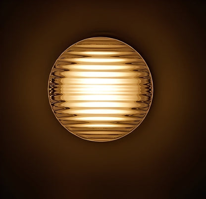 Kira – Skandinavische Wandlampe mit Wellenmuster