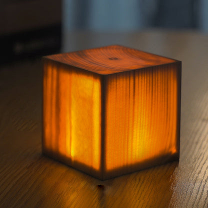 Zyra – Kreative Retro-Lampe mit Berührungssteuerung