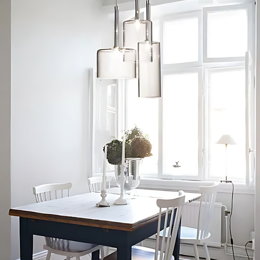 Roger – Moderne Glashängeleuchte für elegante Esszimmerbeleuchtung