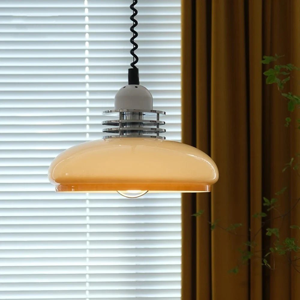 Ingrid – Bauhaus Hängeleuchte aus Glas