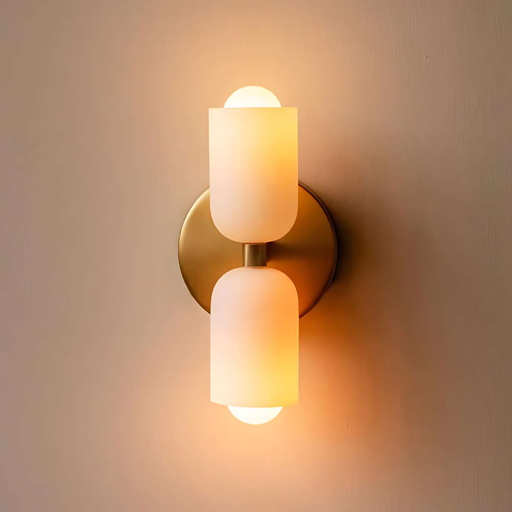 Sam – Schlichte Acryl-Wandlampe