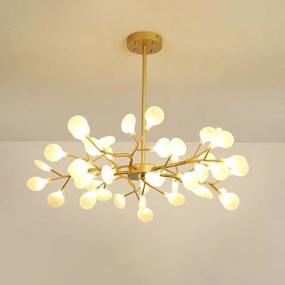 LichtTanz – Filigraner LED-Kronleuchter im Glühwürmchen-Stil