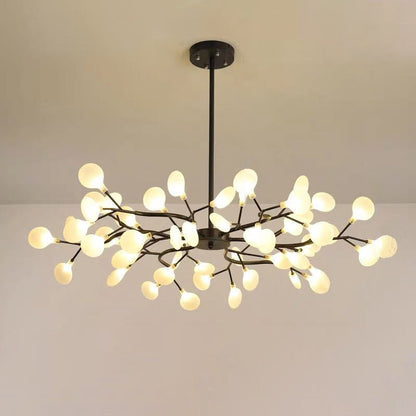 LichtTanz – Filigraner LED-Kronleuchter im Glühwürmchen-Stil