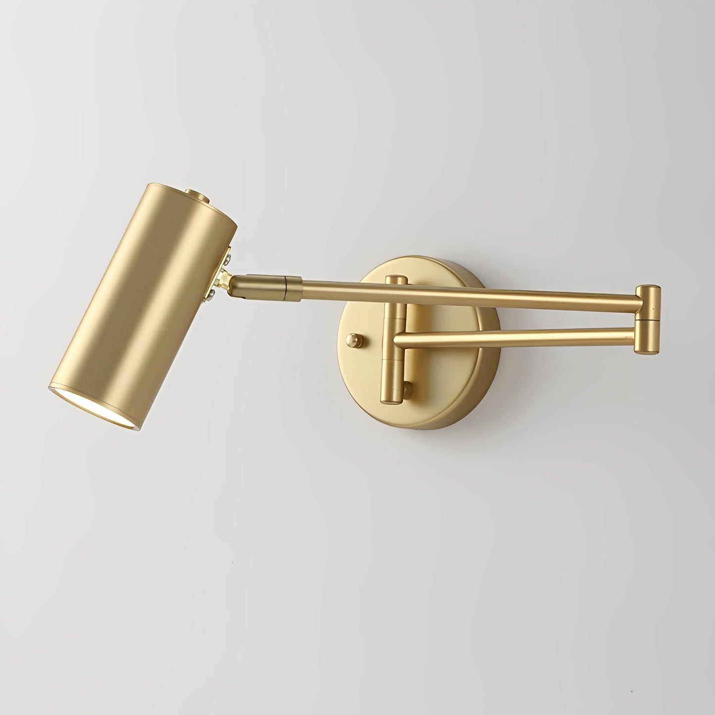 Tilda – Moderne Lampe für die Wand mit Schwenkarm