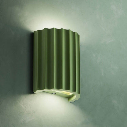 Selina – Zeitgemäße Wandleuchte mit schickem Design