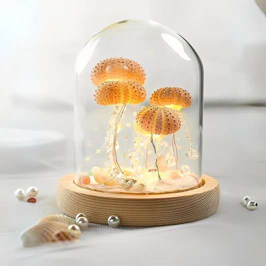Nerina – Von Hand gefertigte Quallen-Nachtlampe